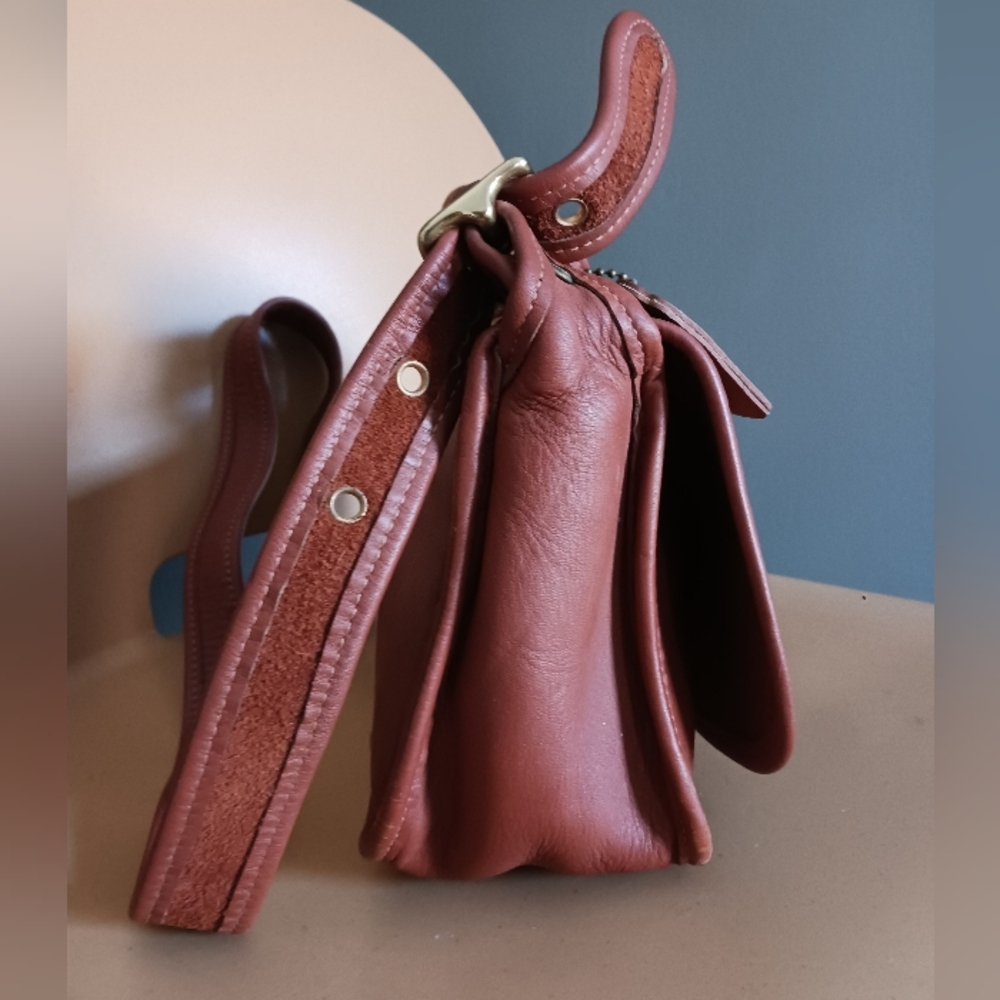 Vintage 90s COACH Legacy Flap Bag, Trial.bag. Cowhide Leather, Crossbody Bag - Picture 5 of 12